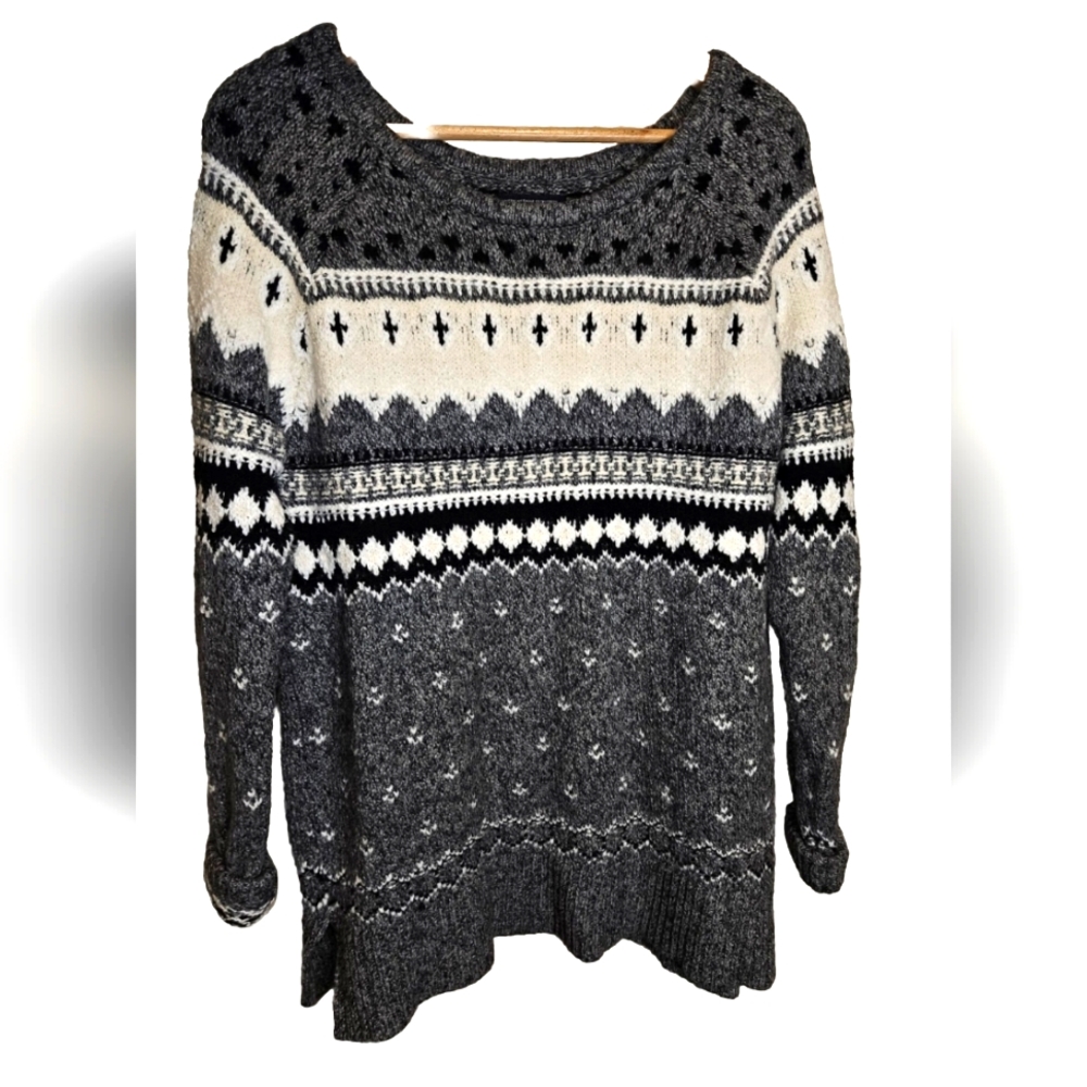 American Eagle Outfitters Fair Isle Winter Pullover Sweater Wool Cozy Size Small
